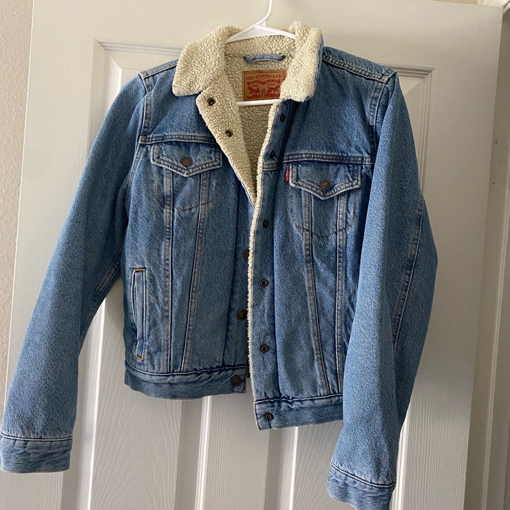 Levi's Blue Denim Jacket with Cream Sherpa Lining